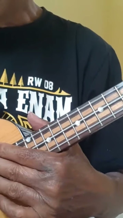 STRUMMING REGGAE CUK KERONCONG
