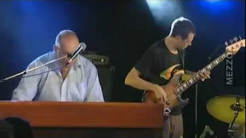 Starsky and Hutch Theme - James Taylor Quartet  live 3 apr 2004