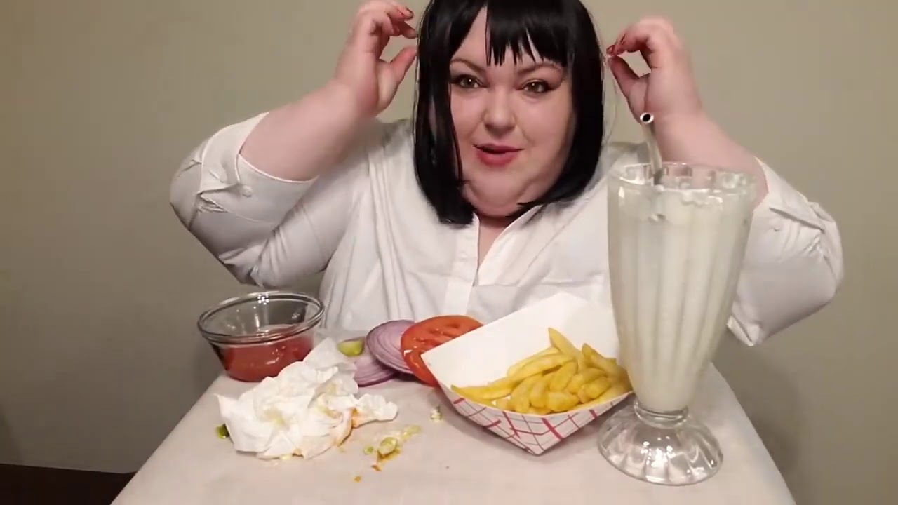 Mukbangs, Lazy lives, and more! Vlogtober ep 1