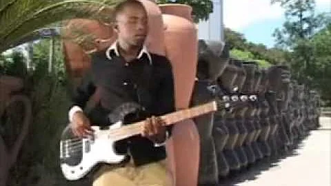 Fanuel Sedekia - Mfinyanzi (Official Video)
