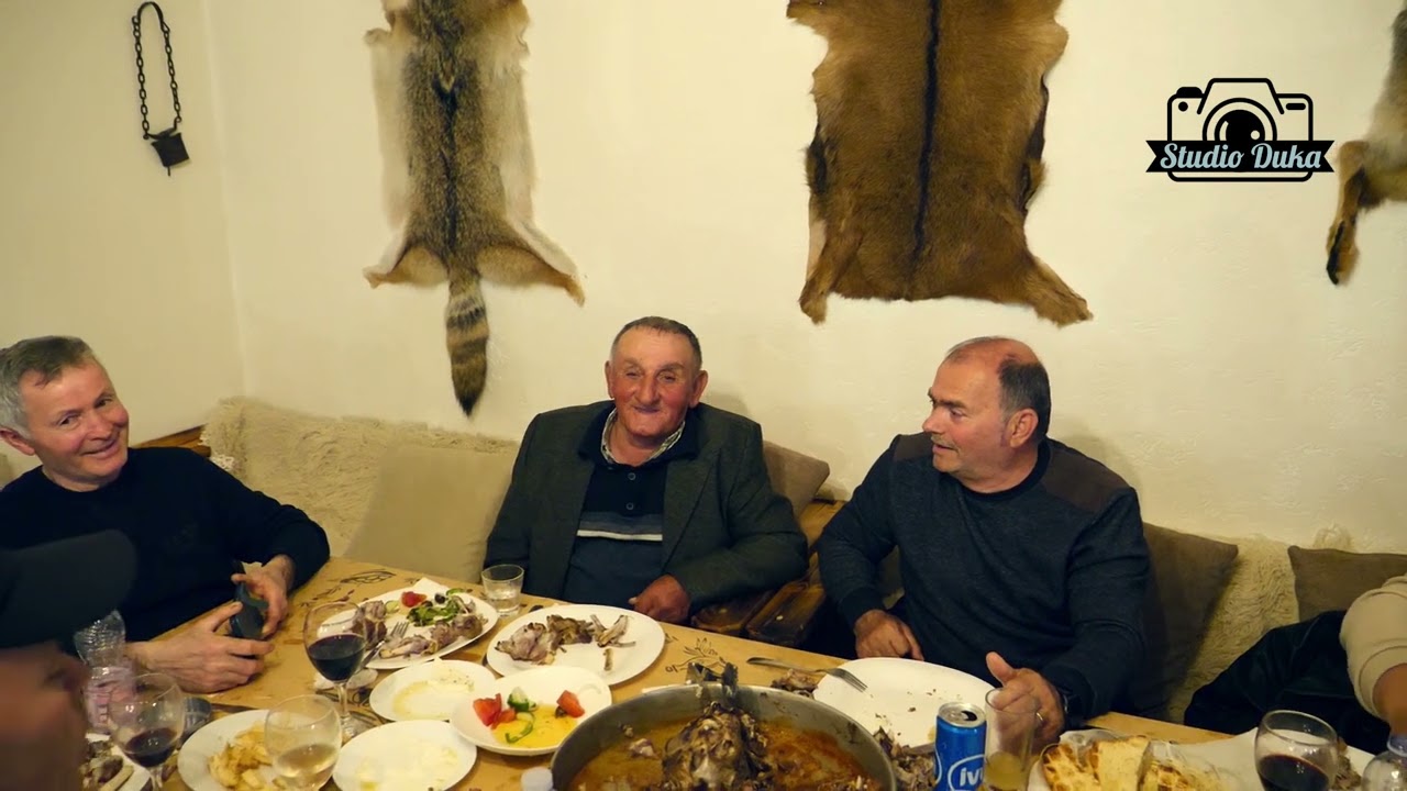 KËNGË E VJETËR PËR KARDHIQIN - KËNDUAR NGA XHEVAIR MULLAI.