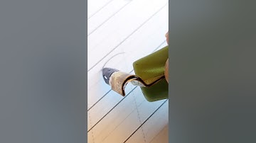 Capital C in our Copperplate calligraphy series. Learn with us at thecalligraphybox.com