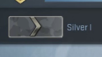 CSGO: 1v1 vs a NOOB!