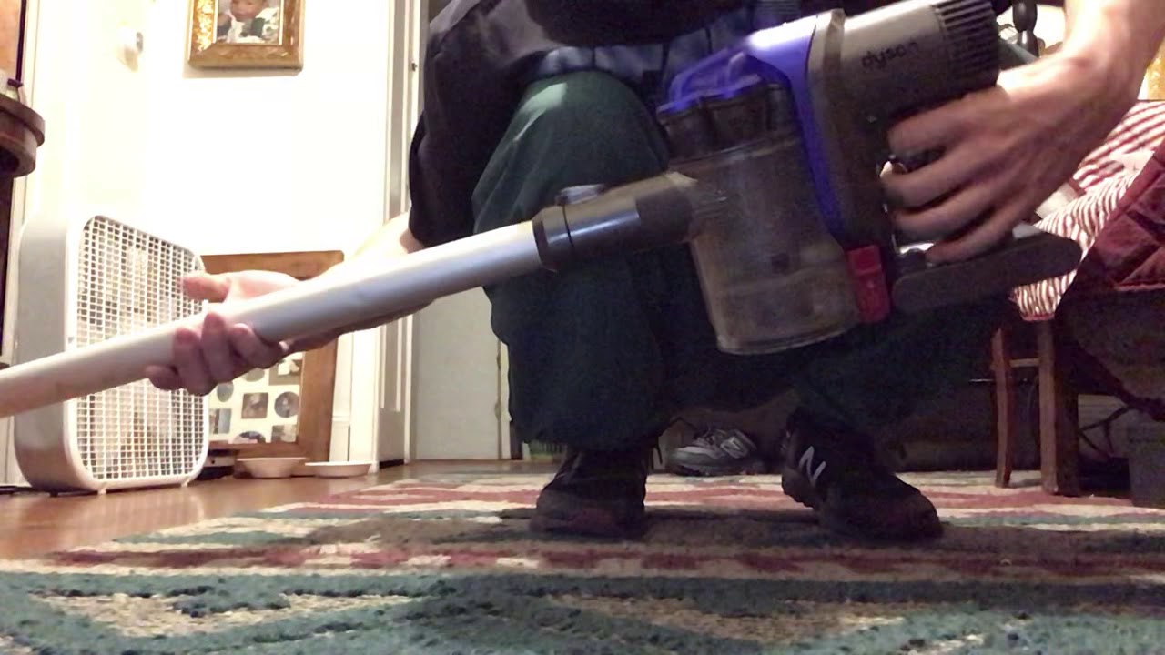 TESTING THE DYSON DC35 CORDLESS VACUUM CLEANER YouTube