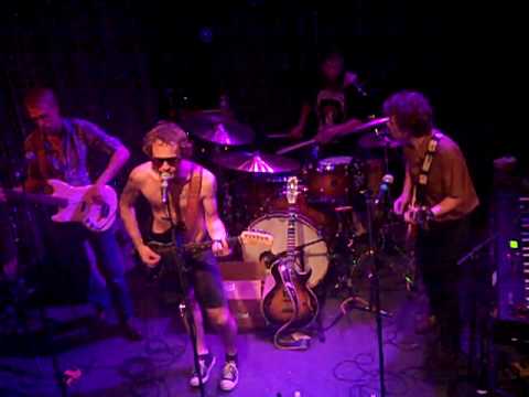 Deer Tick "Easy" @ Johnny Brenda's 7/20/10