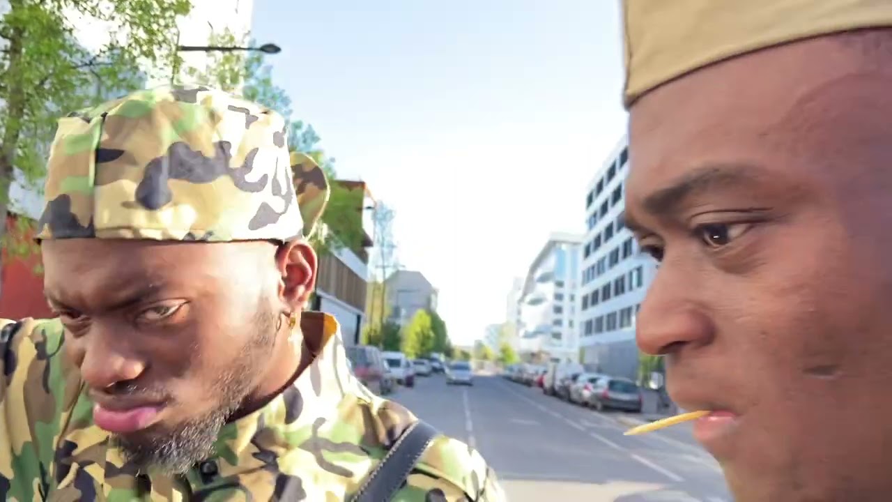 La police😂😂😂