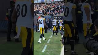 CELEBRATING THAT JAYLEN WARREN TD 🙌