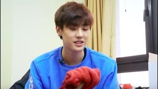 [ENG] Idol Producer S2 - Trainees Dorm Life & Unpacking Luggage