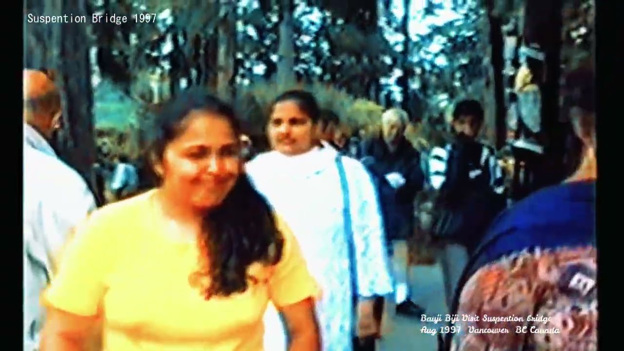 Bauji & abiji visited Capilano Suspention Bridge 1997
