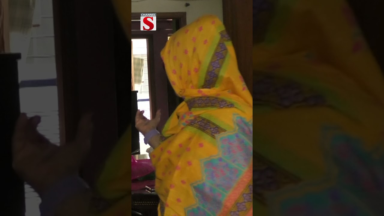 চ্যানেল এস’র ক্যামেরা দেখেই অভিযোগ নিয়ে ছুটে আসেন ভুক্তভোগীরা #Shorts #foryou #news #newshorts#নিউজ