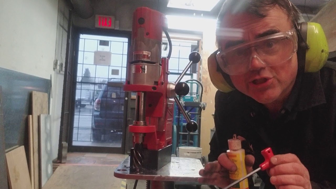 Milwaukee magnetic drill usage