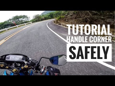 Video: Paano mo i-corner ang isang motorsiklo?