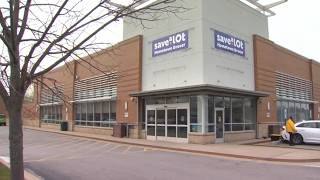 Seven Chicago supermarkets at risk of closure