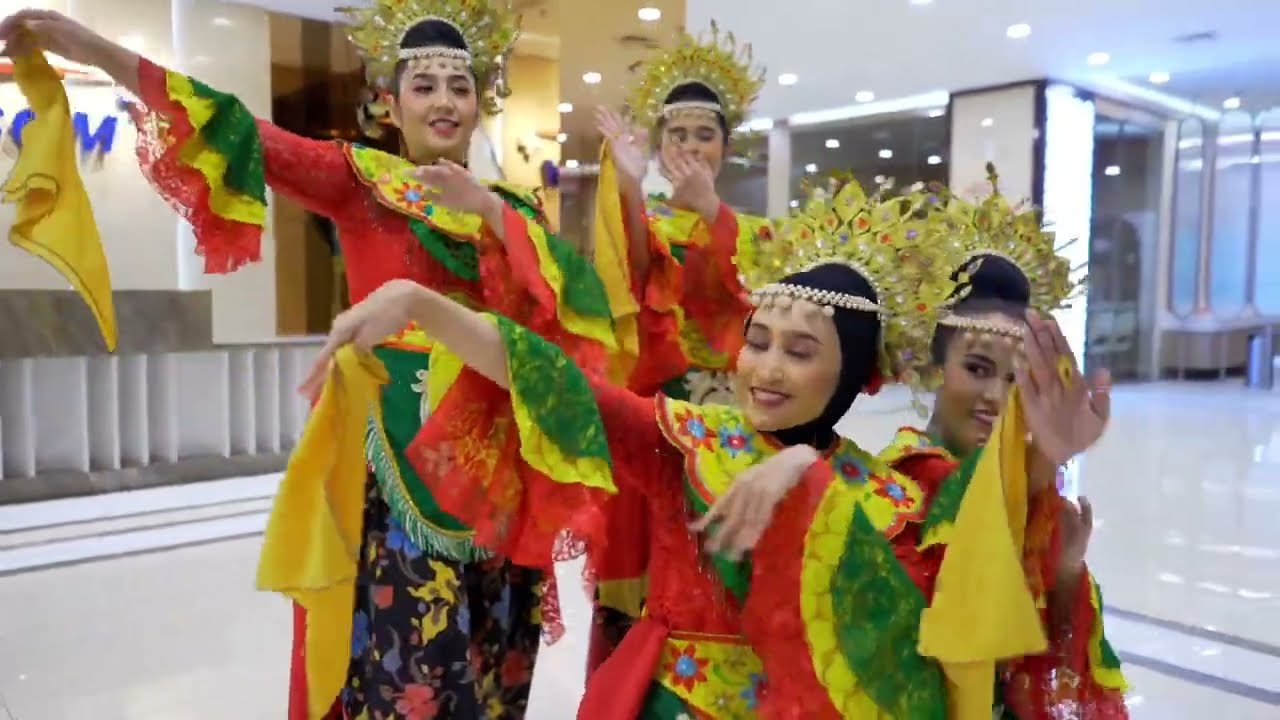 ENTertainmENT - Departemen KSM THT BKL FKUI RSCM - HUT RSCM 105