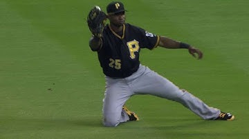 PIT@MIA: Polanco makes a great diving catch in right
