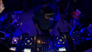 twitch live with DJ DENNIS U 111122