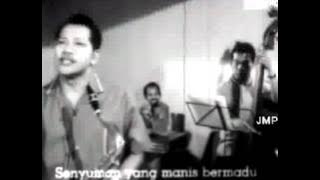 Ex.5.8 'Jangan Tinggal Daku' in Ibu Mertuaku (1962)