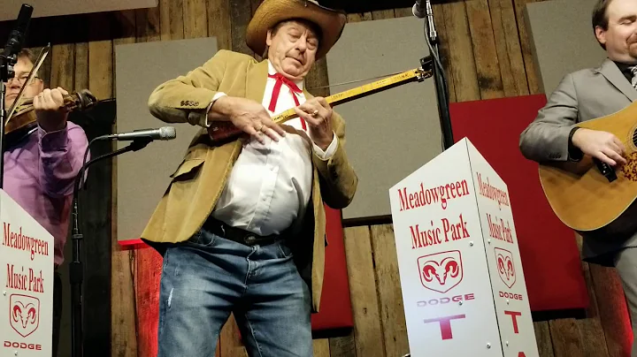 Redwing  / L Michael Newsome with his one String c...