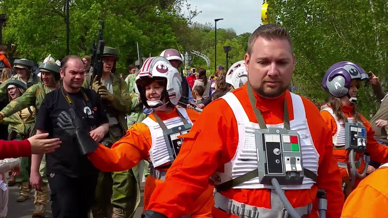 Legoland Windsor - Star Wars Weekend 2017 Parade - 2017_04_29-30