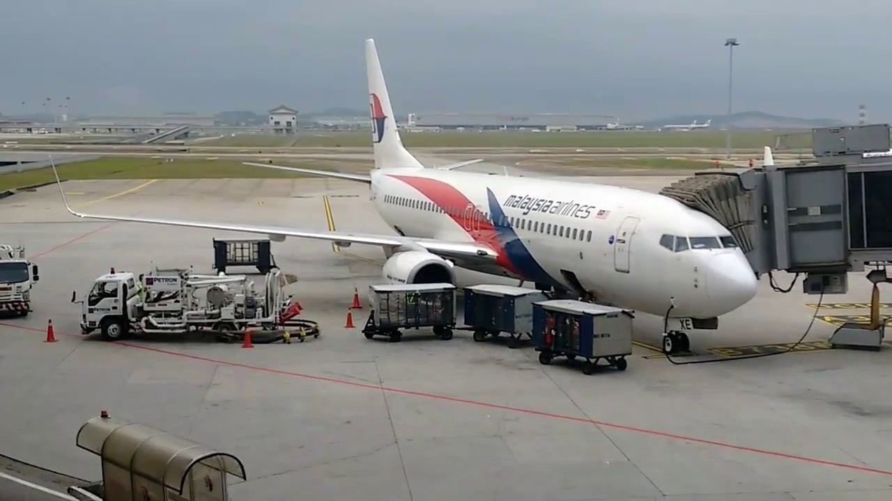 Malaysia Airlines Mh 182 Kuala Lumpur To Chennai Youtube