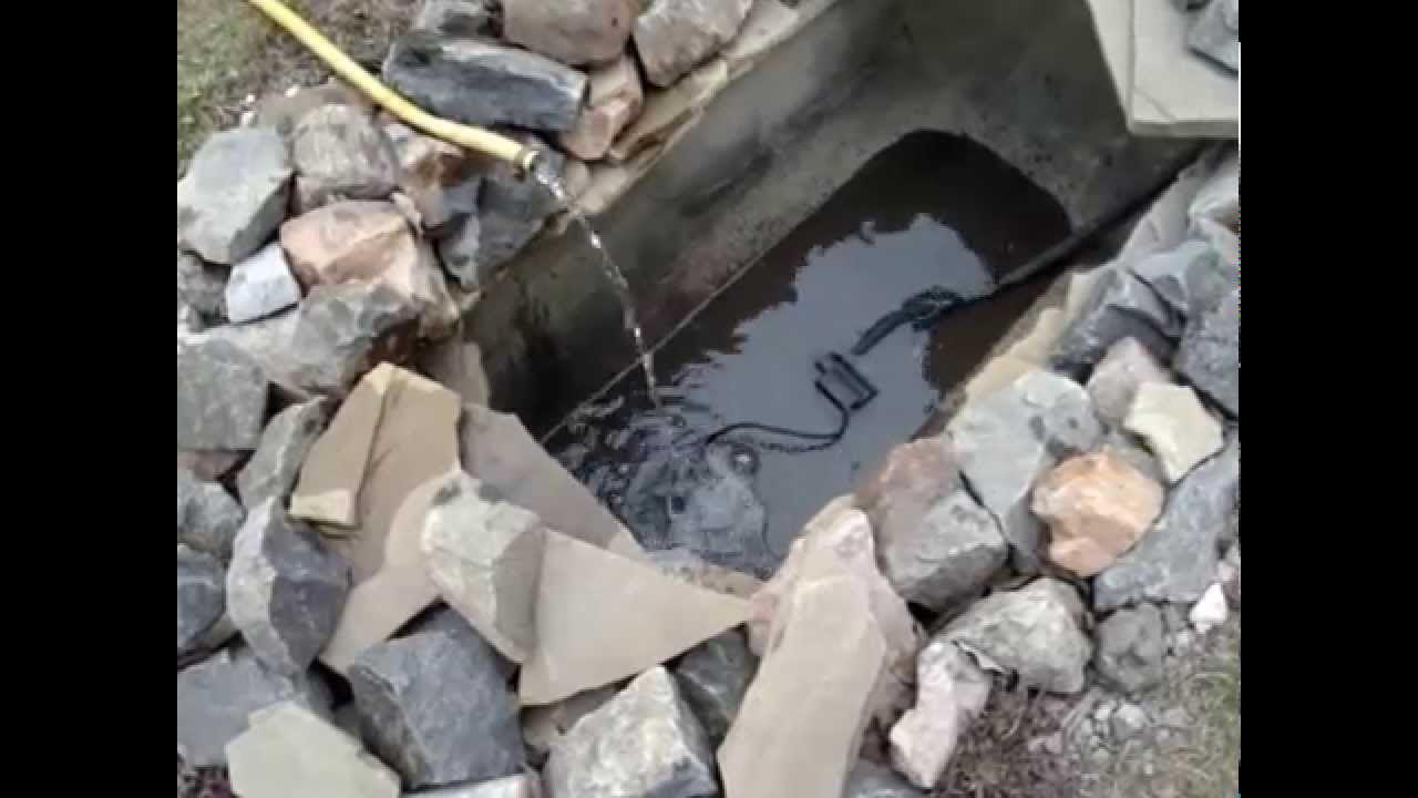 Пруд с водопадом - легко и дешево. - YouTube