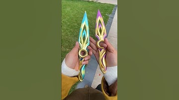 Which one do you like?#valorant #reaverkarambit #champion2025 #vct #rgx11zpro #kuronami #jett