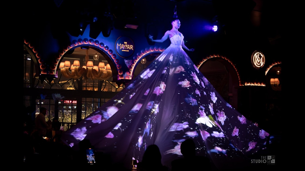 - AUTUMN MELODY THOMAS - Aerialist Pianist Vocalist - in Bellagio's Mayfair Supper Club -