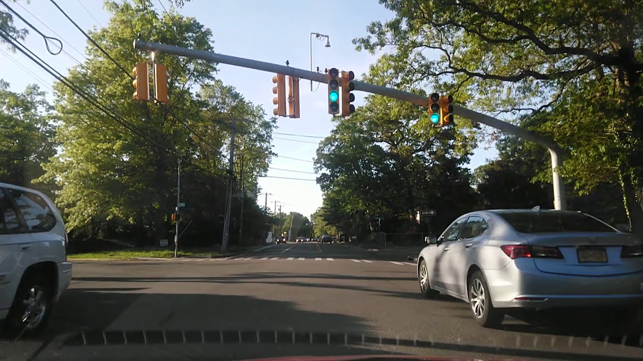 Driving from Melville to South Huntington in Suffolk, New York