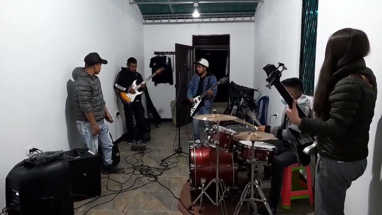 Cover Exigimos - Doctor Krapula