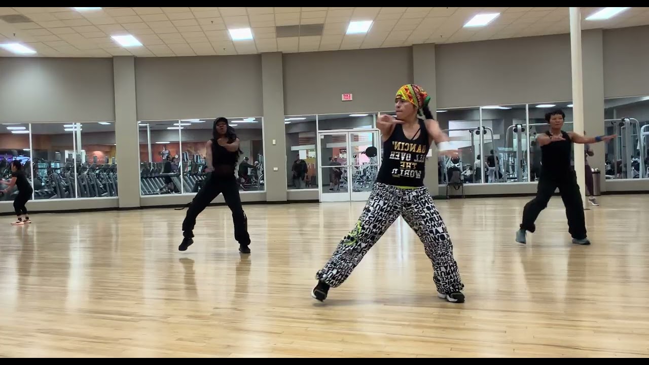 I Know You Want Me by Pitbull (Calle Ocho) (More English Extended Mix)