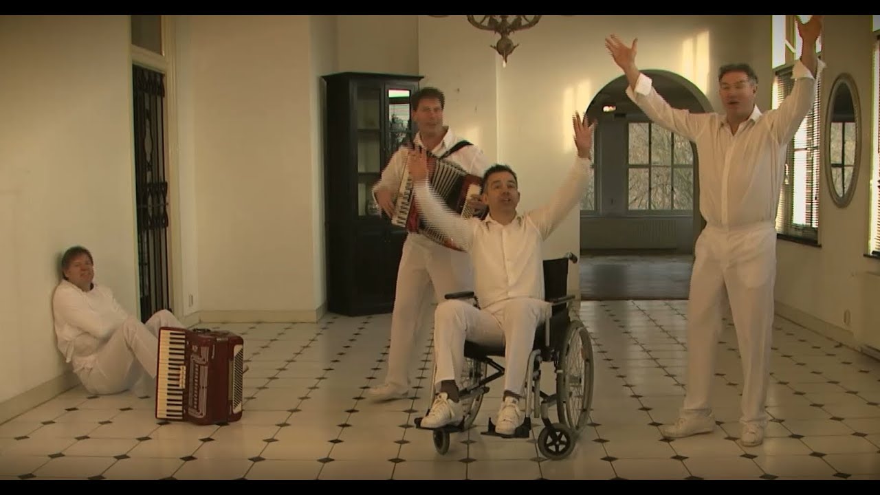 De Vier Viltjes - Gekke Mensen (officiële videoclip) CARNAVAL 2019