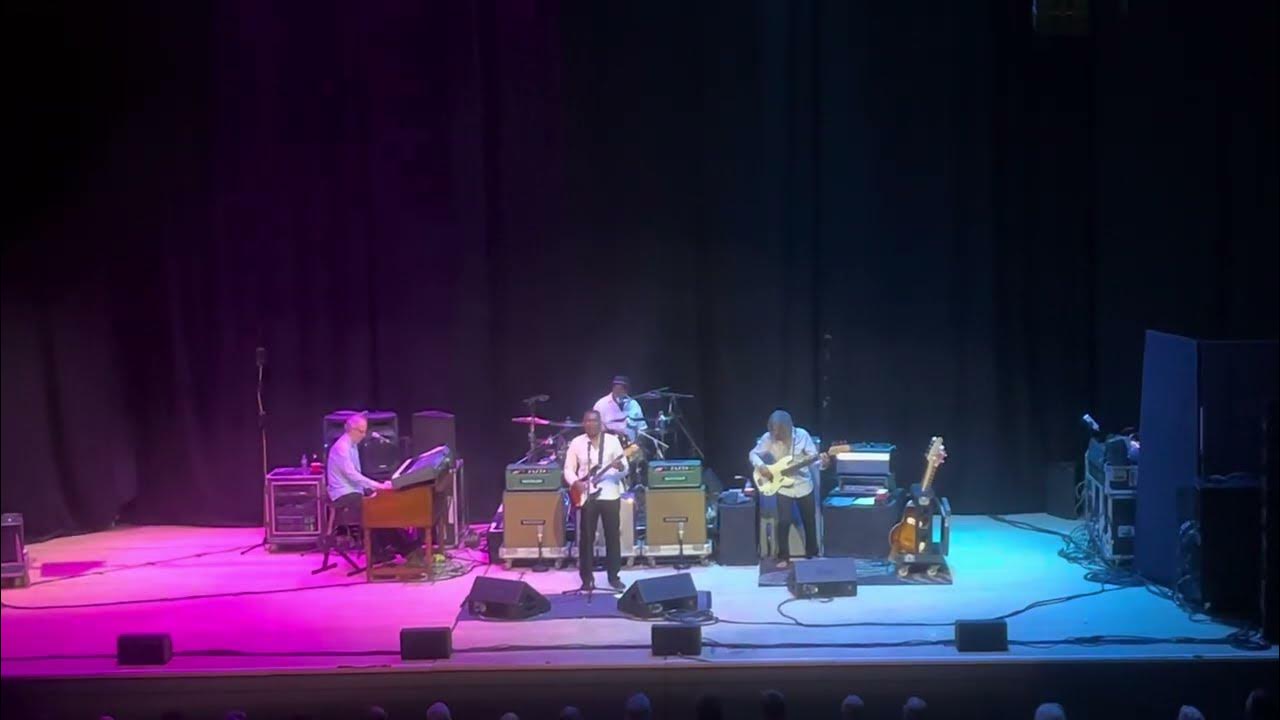 The Robert Cray Band - Phone Booth/This Man live Birmingham 11/06/25 The Robert Cray Band - Phone Booth/This Man live Birmingham 11/06/25