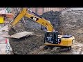 昼休み返上でダンプの積み場にユンボで巨大な鉄板を置く キャタピラー CAT320D