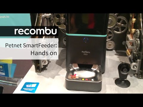 Petnet SmartFeeder hands