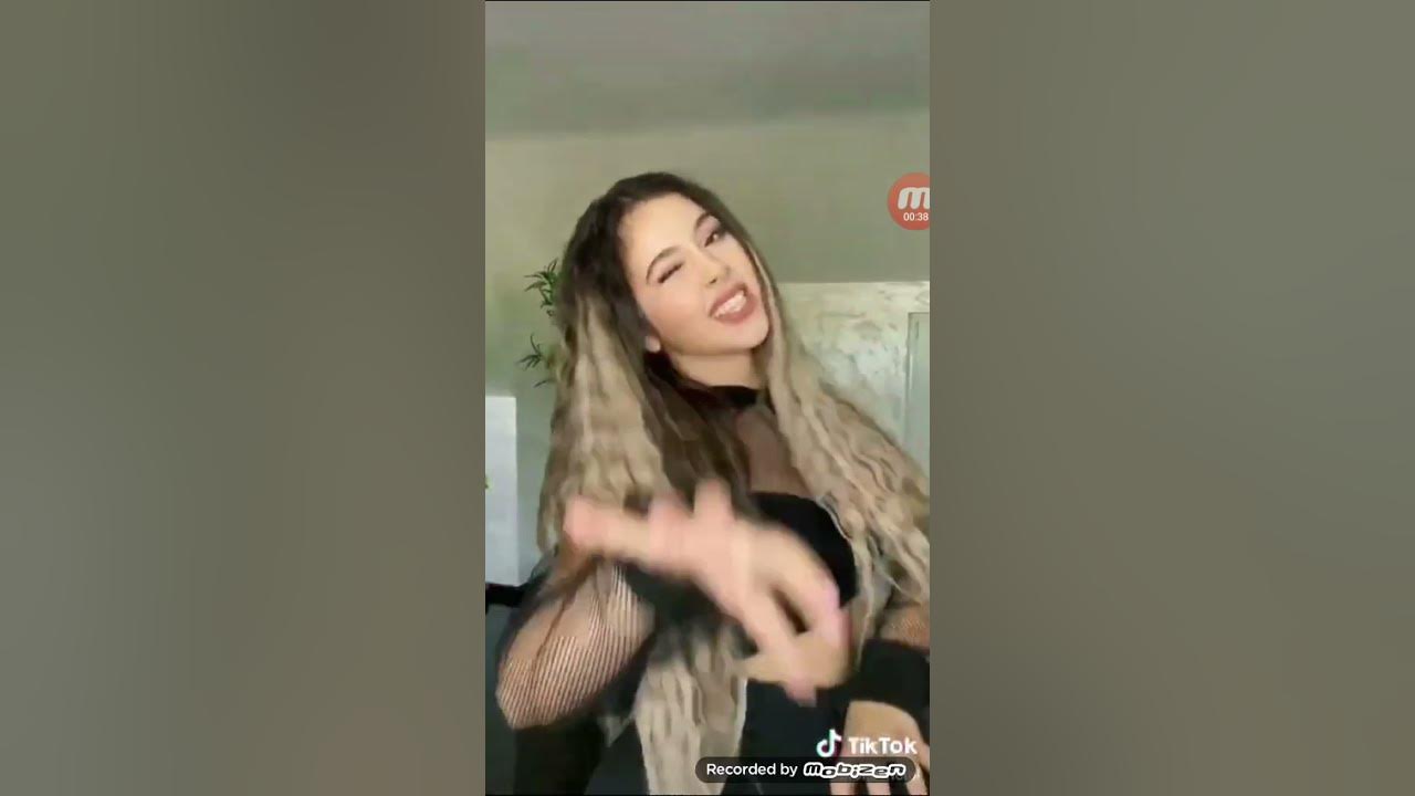 TIK TOK BIBI FETELE PE BALANS - YouTube