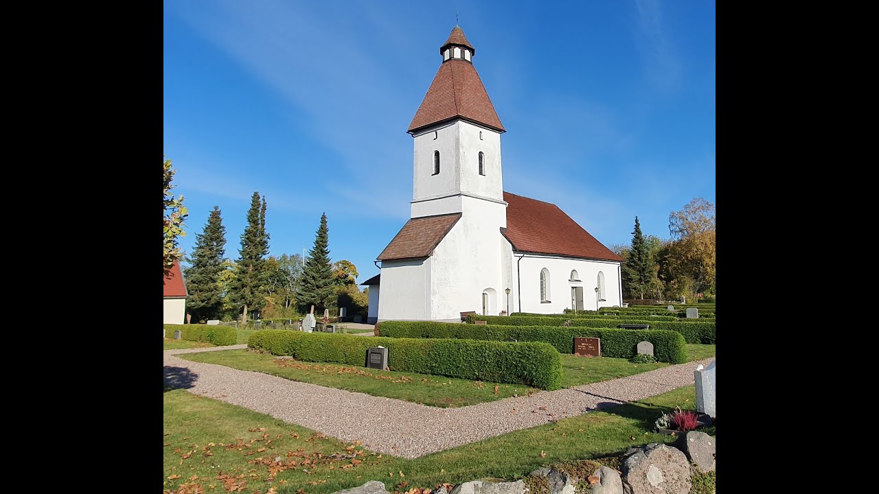 Dolda Utrymmen från Lönsås kyrka i Östergötland: Legender och Pax tavla
