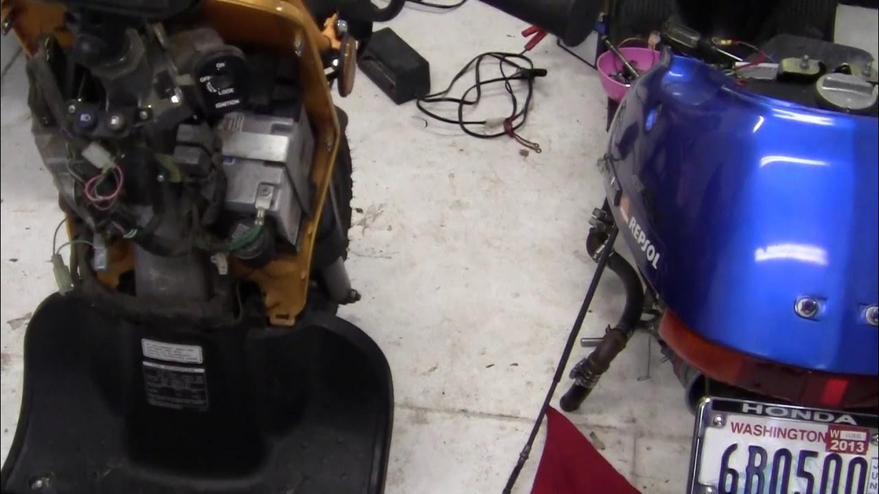 4=HONDA RUCKUS BATTERY MYSTERY !!! YouTube