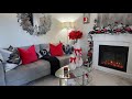 GLAMOROUS CHRISTMAS IDEAS USING POPS OF RED
