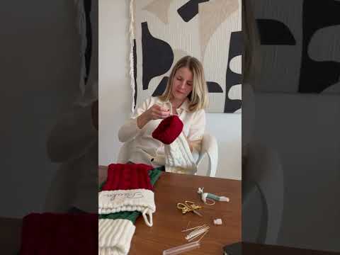 Weihnachtsstrümpfe individuell besticken