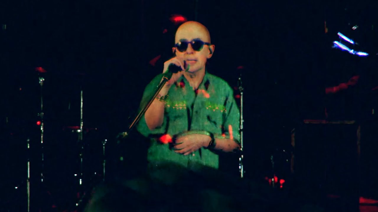 En Vivo LV—04