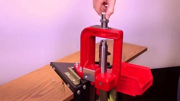 Sinlge Station Bottleneck Factory Crimp Die Installation