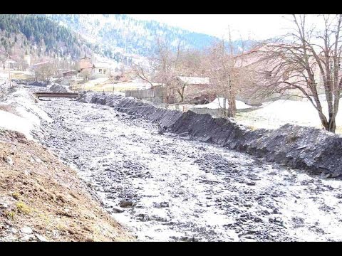 მესტიის მუნიციპალიტეტის სოფლებში სტიქიამ პრობლემები შექმნა, რვა ოჯახი გარესამყაროს არის მოწყვეტილი