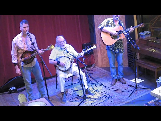 Boilin' Oil at Lightnin’ Salvage in Gainesville, FL — March 10, 2023 event image