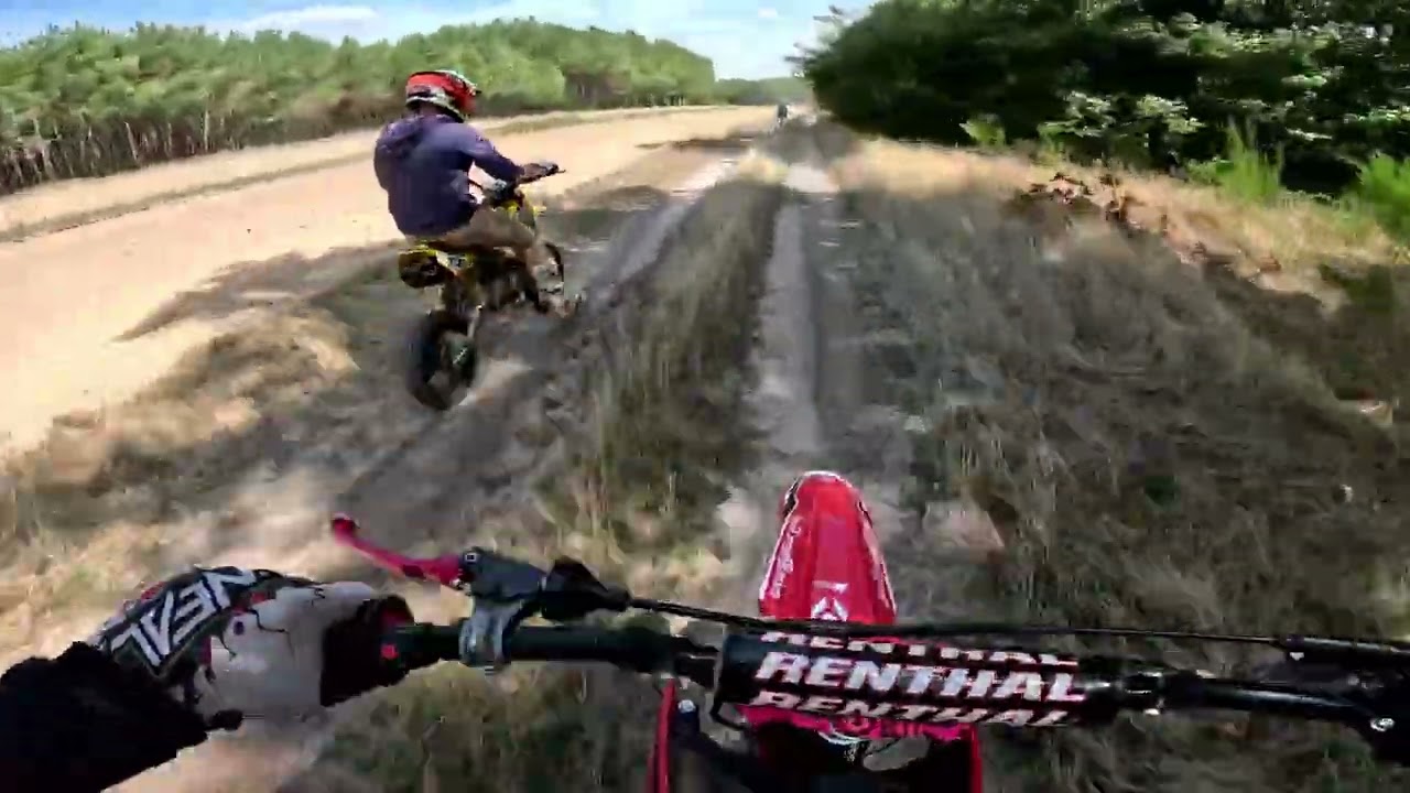 Le Retour après 10 ans ! Balade avec les copains ! 🏍️