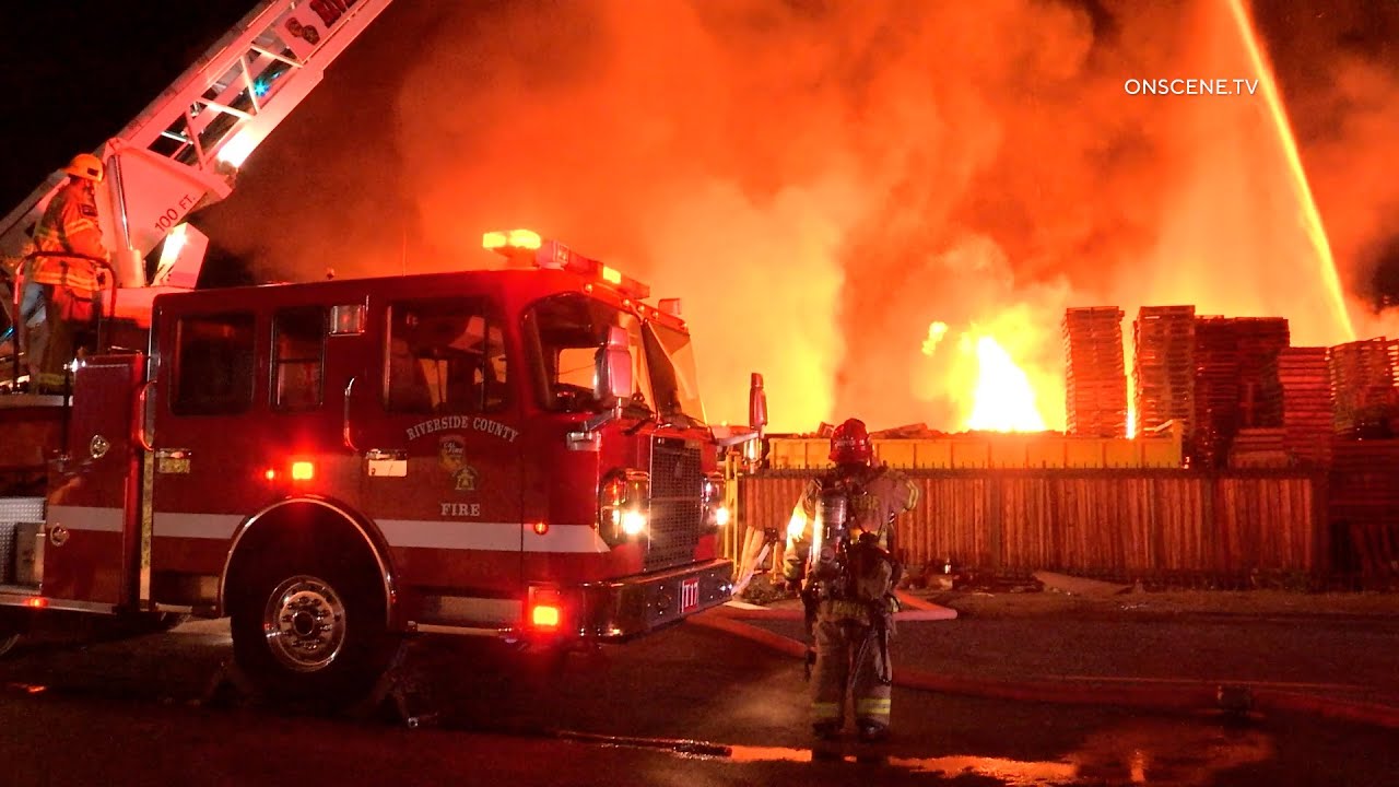 3rd Alarm Pallet Yard Fire - YouTube