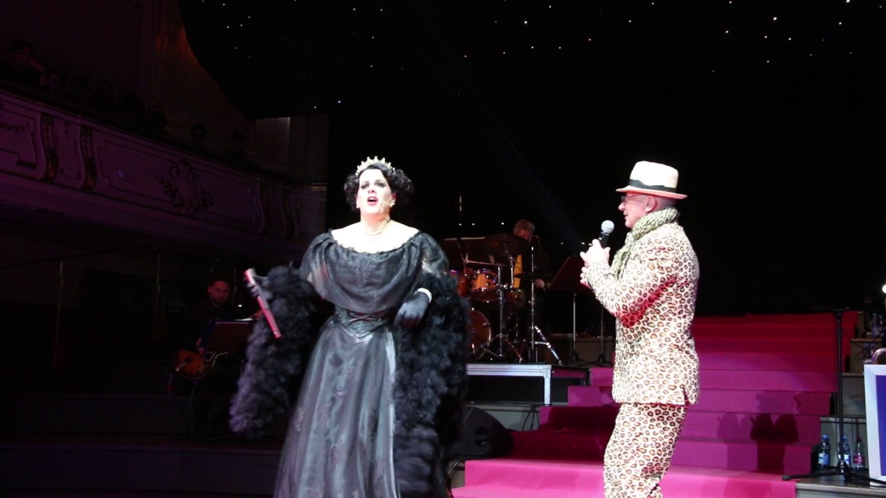 Tuntenball / Miss Alexandra Desmond / Louie Austen