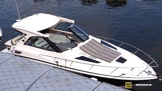 2017 Regal 35 Sport Coupe Yacht - Walkaround - 2017 Montreal In Water Boat Show