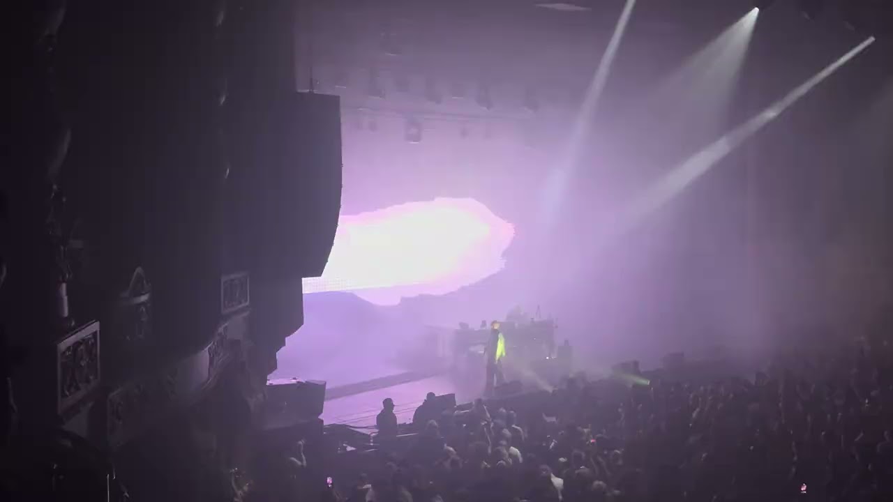 Underworld - Nuxx. Born Slippy - Kings Theater Brooklyn -5/15/2025