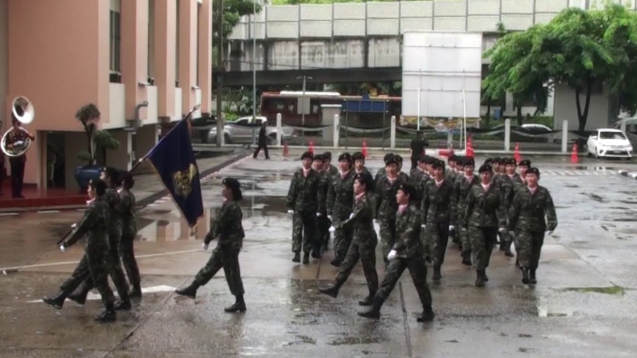 พิธีสวนสนามเพื่อเป็นเกียรติแก่บัณฑิตแพทย์ทหาร รุ่นที่ 37