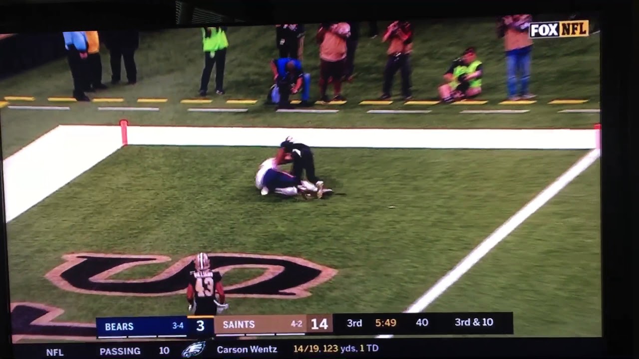 Zach Miller Broken Leg Saints Vs Bears 2017 Youtube